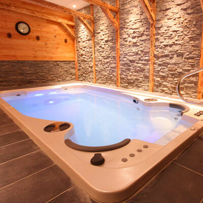Jacuzzi in JLT